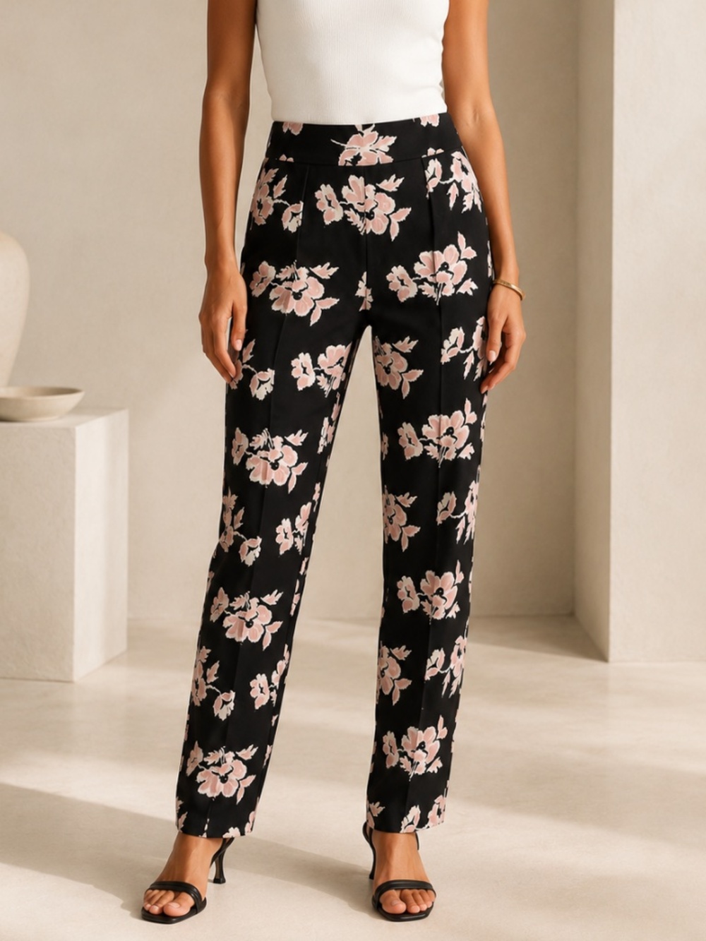 NWT Cinq A Sept Pleated Tapered Trousers Pants Black Pink Floral Size 4